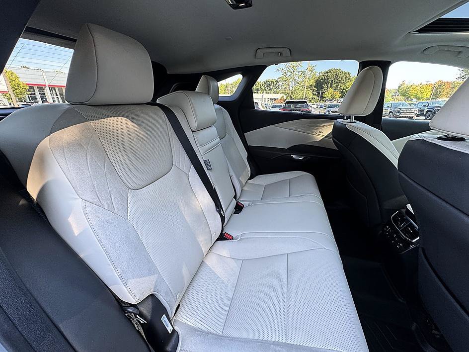 Used 2023 Lexus RX 350 AWD w/ Cold Area Package image 25