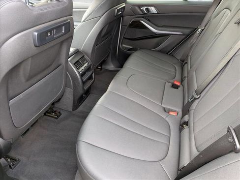 Used 2021 BMW X5 xDrive40i image 21