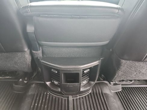 Used 2020 RAM 3500 Tradesman w/ Chrome Appearance Group image 33