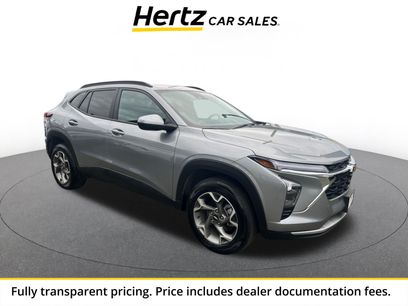 Used 2025 Chevrolet Trax LT