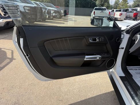 Used 2017 Ford Mustang Premium w/ Equipment Group 201A RWD image 9