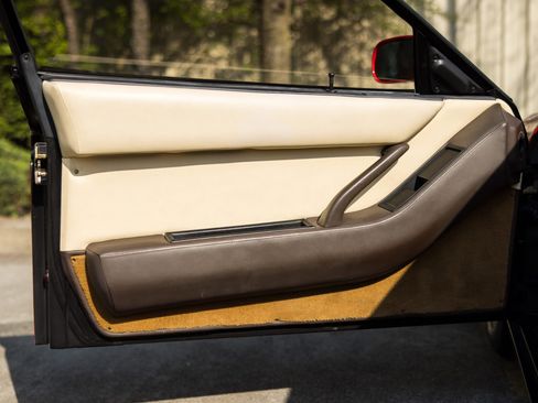 Used 1989 Ferrari Testarossa image 26