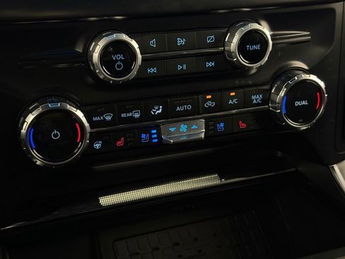 Used 2024 Ford F150 Raptor image 19