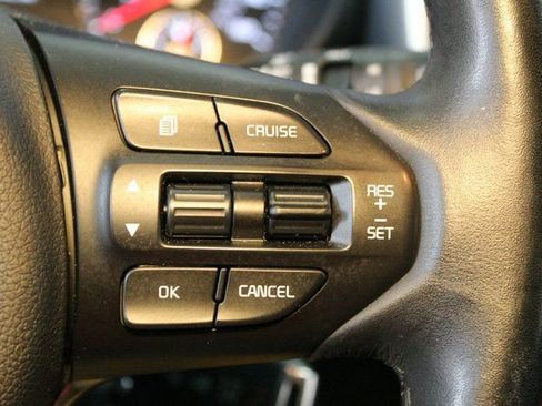 Used 2016 Kia Sorento EX image 22