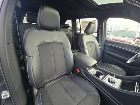 New 2026 Jeep Grand Cherokee Altitude AWD/4WD image 13