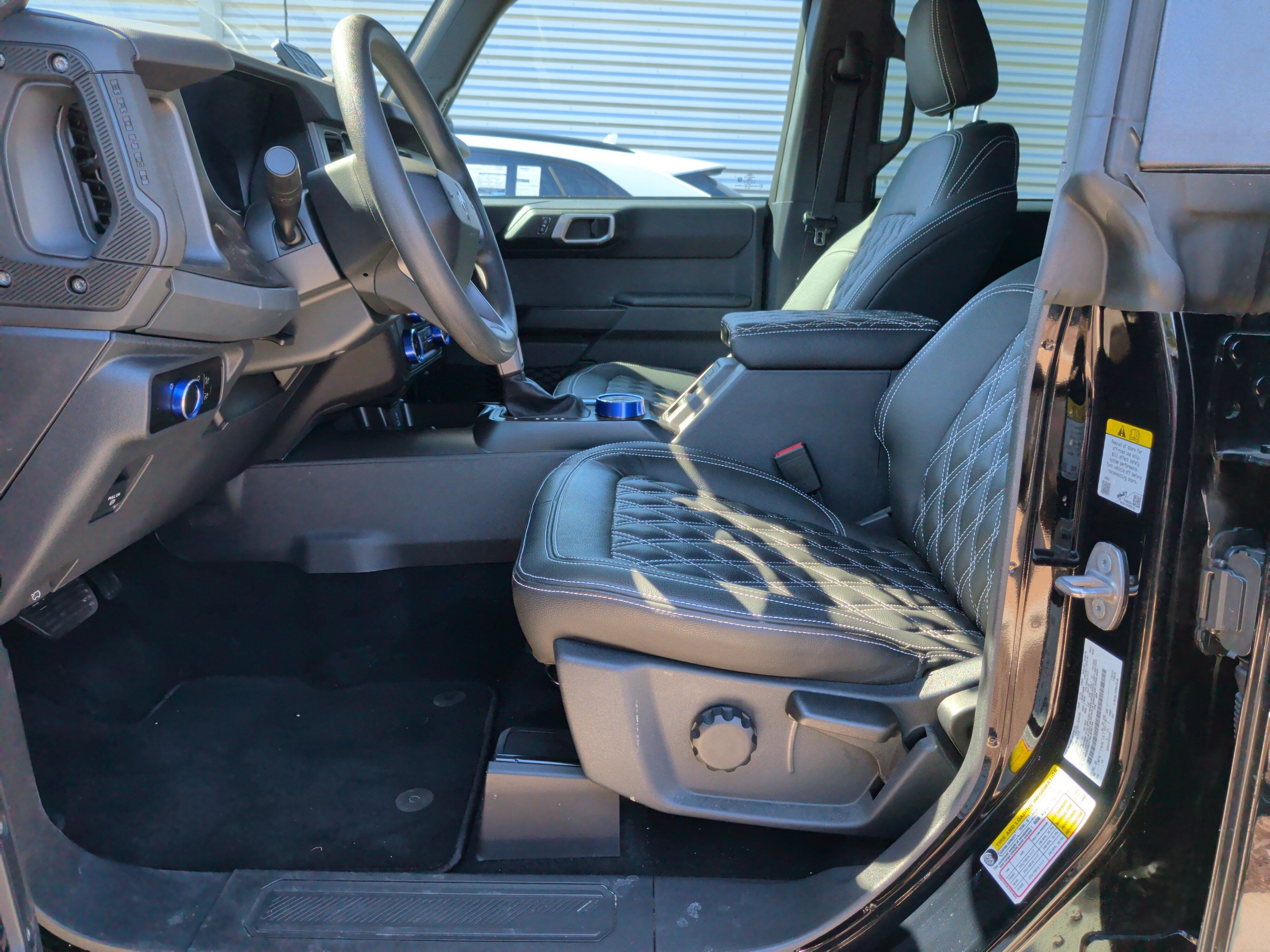 Used 2025 Ford Bronco 4-Door AWD/4WD image 16