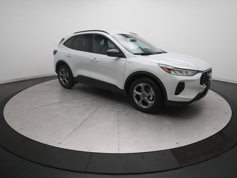 Used 2025 Ford Escape ST-Line w/ Tech Pack #1 image 13