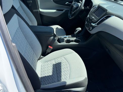 Used 2022 Chevrolet Equinox LT image 20
