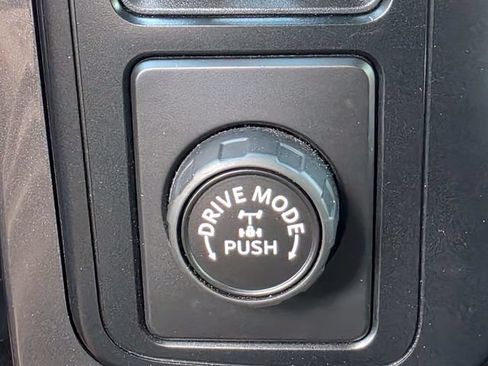 Used 2023 Ford F150 XLT w/ Equipment Group 302A High RWD image 20