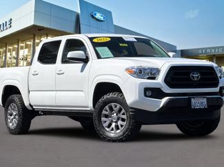 Used 2022 Toyota Tacoma SR AWD/4WD video 2