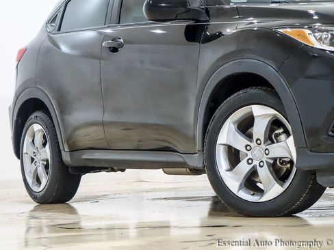 Used 2022 Honda HR-V LX image 4