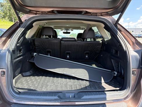 Used 2020 Subaru Outback Limited w/ Popular Package #2 AWD/4WD image 12