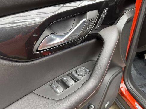 Used 2021 Chevrolet Blazer RS w/ Enhanced Convenience Package image 11