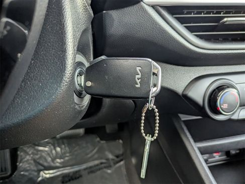 Used 2022 Kia Forte LXS image 21