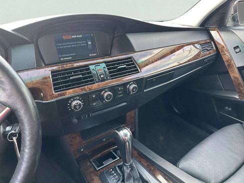 Used 2007 BMW 530xi Sedan AWD/4WD image 30