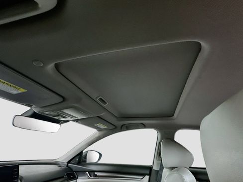Used 2020 Honda Accord EX-L image 25