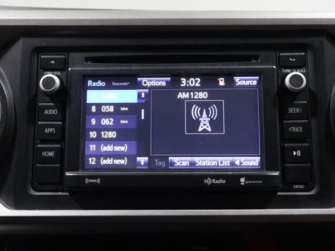 Used 2017 Toyota Tacoma SR5 image 23