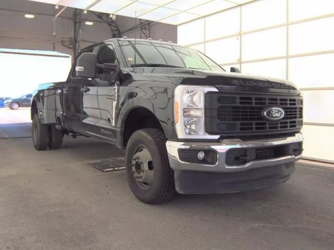 Used 2023 Ford F350 XL w/ XL Driver Assist Package AWD/4WD image 5