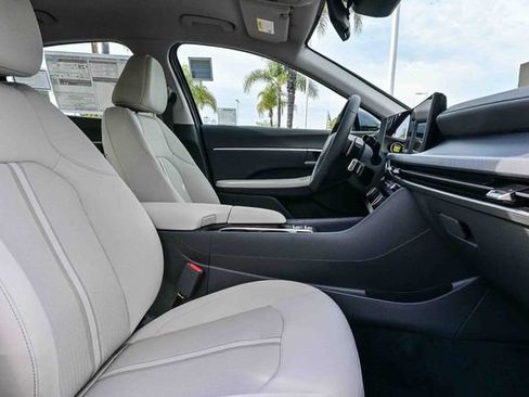New 2026 Hyundai Sonata SEL image 18