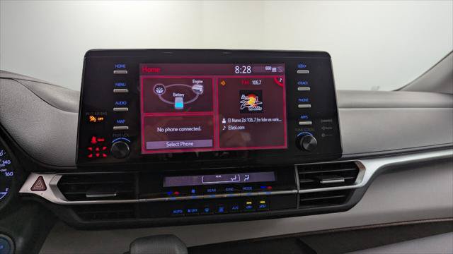 Used 2023 Toyota Sienna LE FWD image 28