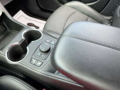 Used 2023 GMC Terrain SLT w/ Elevation Edition FWD image 21