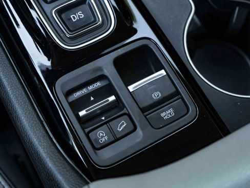 Used 2024 Honda Pilot Elite image 29