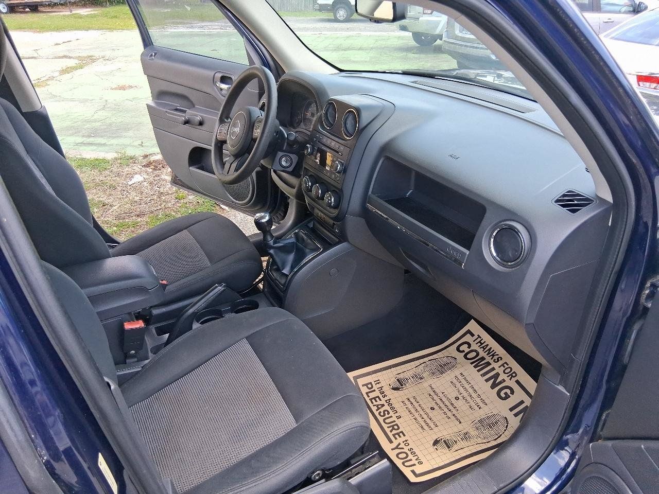 Used 2014 Jeep Patriot Sport FWD image 13