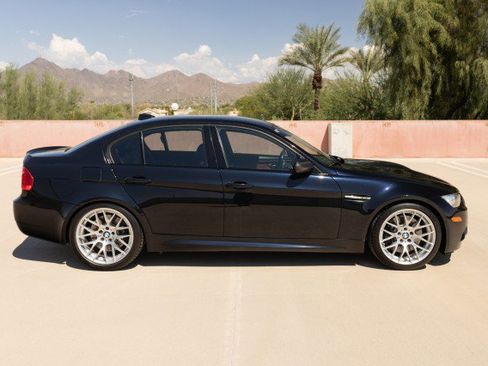 Used 2011 BMW M3 Sedan image 4