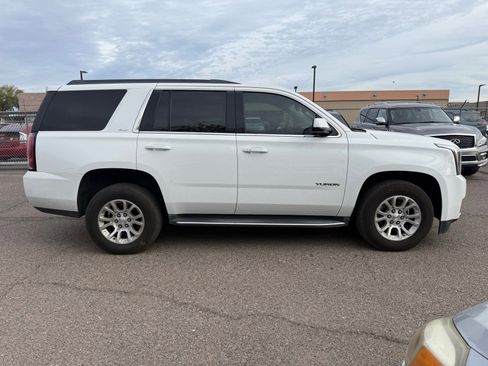 Used 2018 GMC Yukon SLT image 4