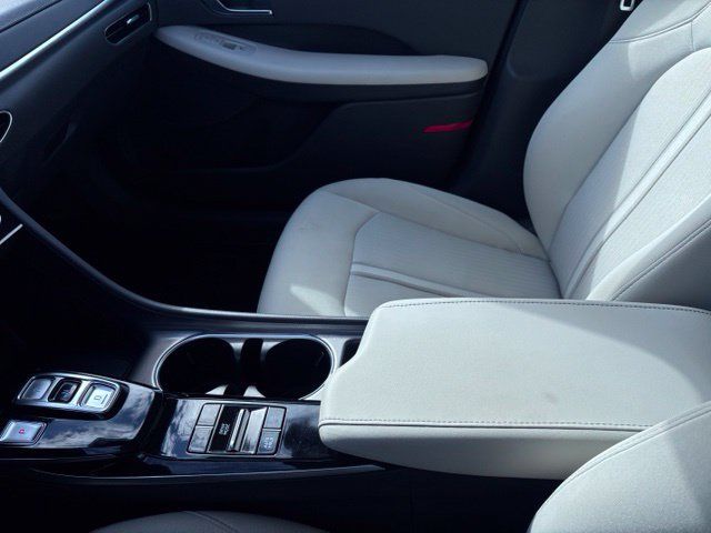 Used 2023 Hyundai Sonata SEL FWD image 32