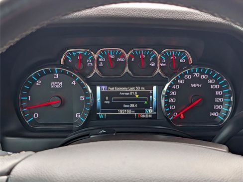 Used 2016 Chevrolet Tahoe LS w/ Enhanced Driver Alert Package RWD image 19