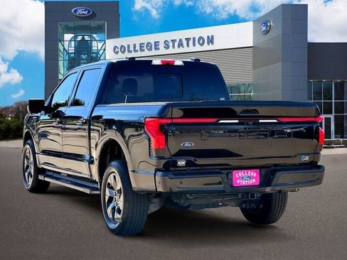 Certified 2022 Ford F150 Lightning Lariat image 3