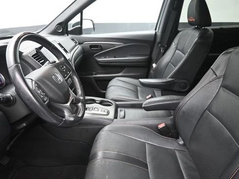 Used 2022 Honda Pilot TrailSport image 16