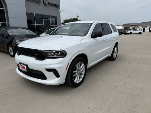 Used 2025 Dodge Durango GT w/ Trailer Tow Group IV AWD/4WD image 33