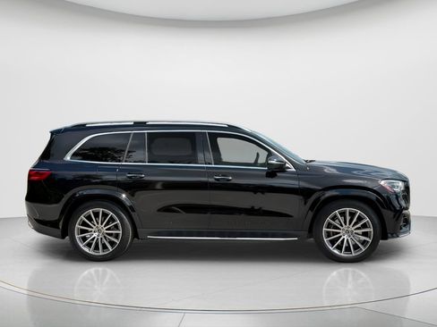 Used 2026 Mercedes-Benz GLS 580 4MATIC image 4