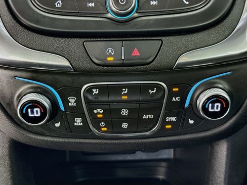 Used 2023 Chevrolet Equinox LT FWD image 17
