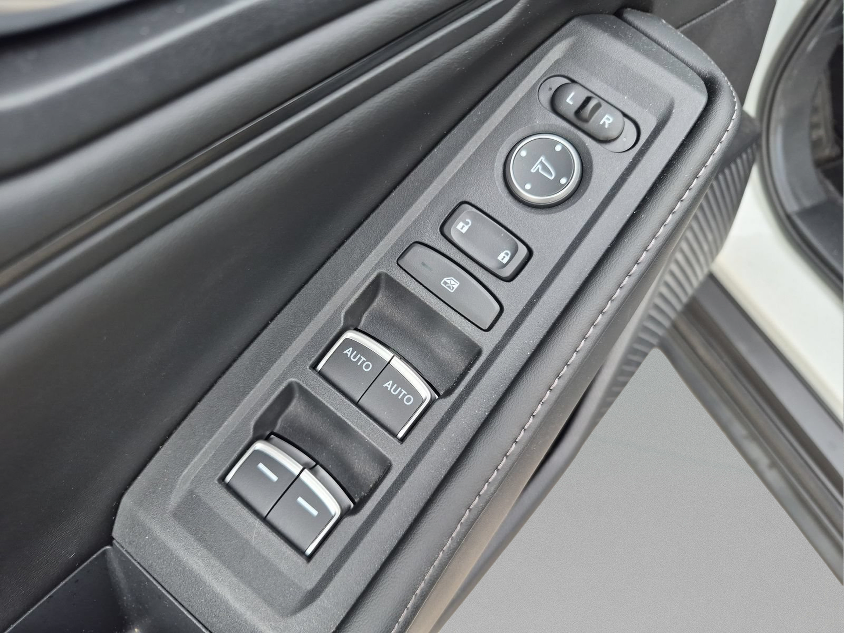 Used 2024 Honda Accord Sport image 15