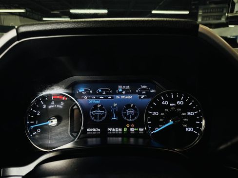 Used 2020 Ford F450 Lariat w/ Lariat Ultimate Package AWD/4WD image 33