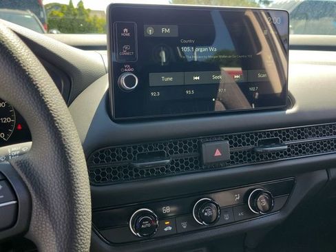 New 2026 Honda HR-V LX image 23