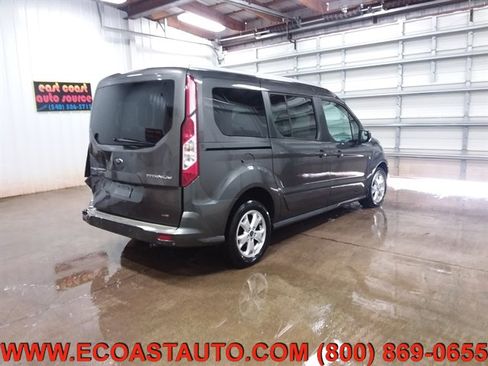 Used 2017 Ford Transit Connect Titanium image 4