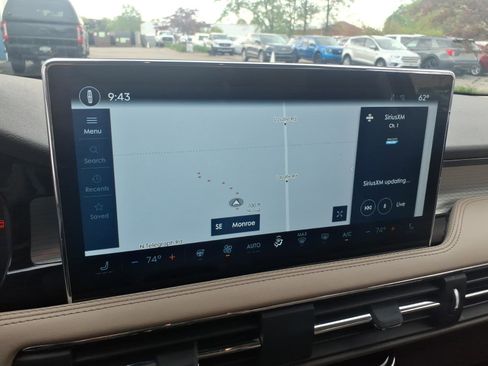 Certified 2024 Lincoln Corsair AWD w/ Equipment Group 101A image 17