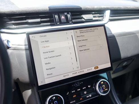Used 2023 Jaguar F-PACE SVR AWD/4WD image 15