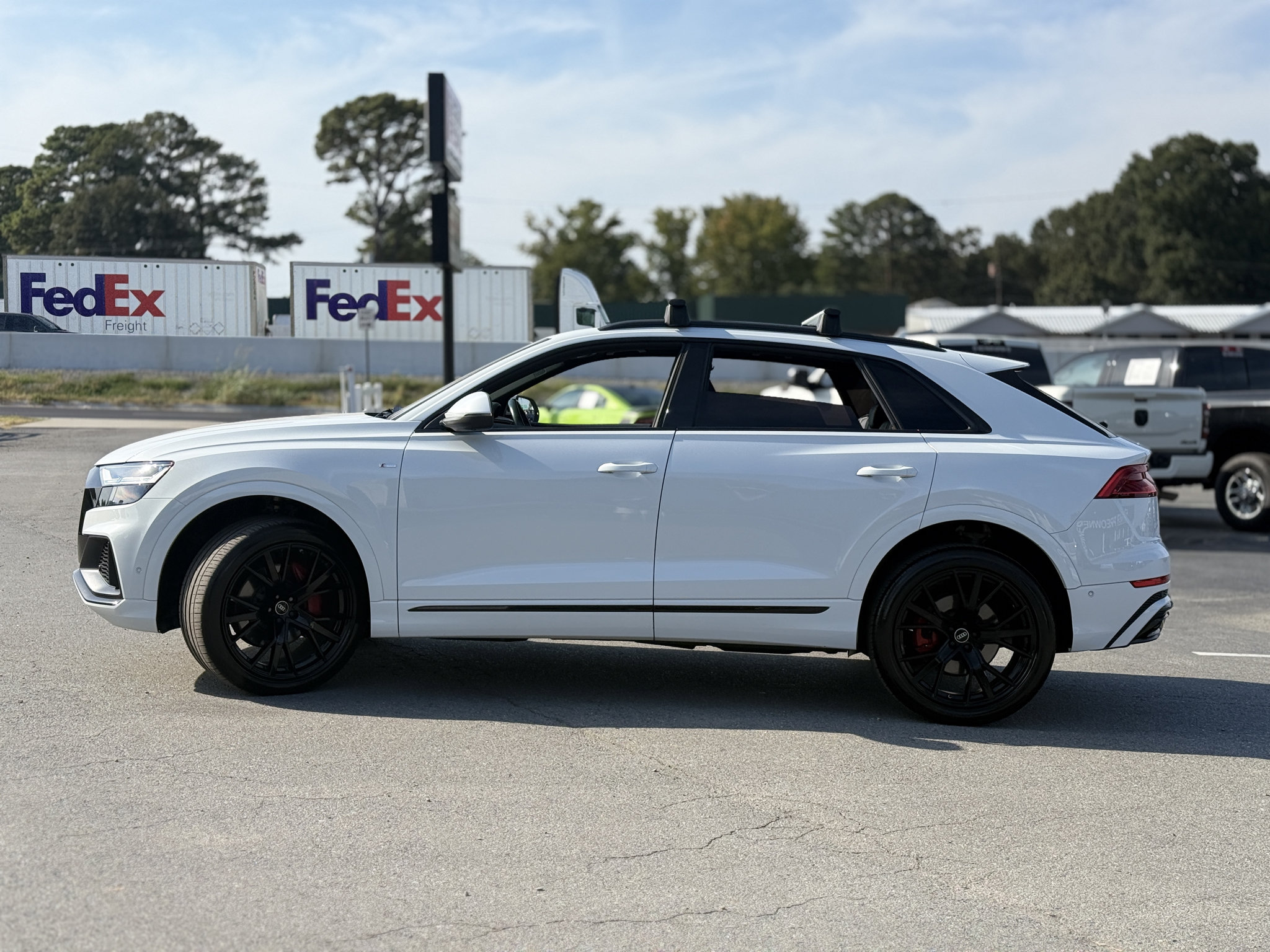 Used 2022 Audi Q8 Premium Plus AWD/4WD image 4