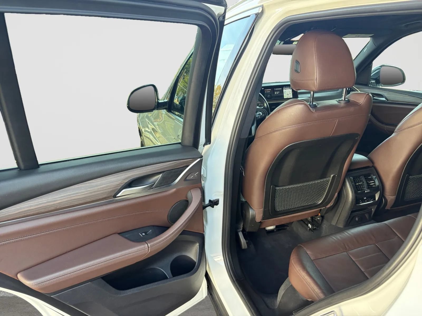 Used 2018 BMW X3 xDrive30i w/ Convenience Package AWD/4WD image 14