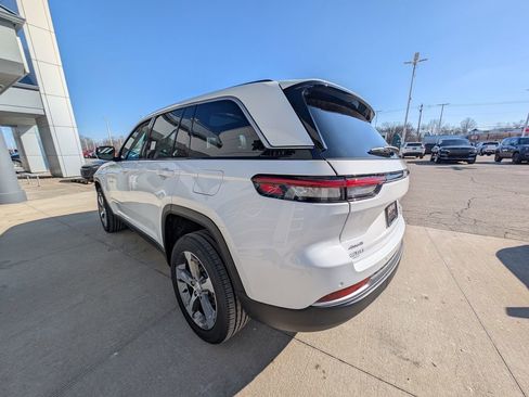 New 2026 Jeep Grand Cherokee Limited AWD/4WD image 6