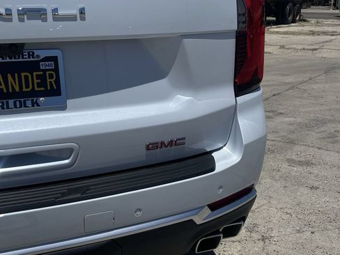 New 2026 GMC Yukon Denali w/ Denali Reserve Package AWD/4WD image 31