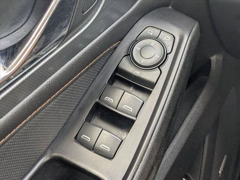Used 2019 Chevrolet Traverse Premier w/ Driver Confidence II Package FWD image 14
