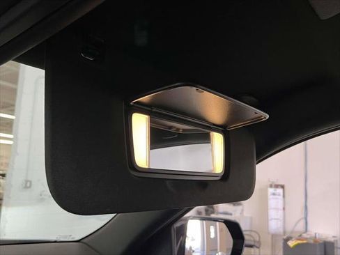 Certified 2023 Cadillac Escalade ESV Luxury image 33