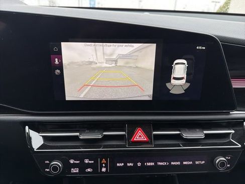 Used 2025 Kia Niro Wind w/ Wind Preserve Package image 15