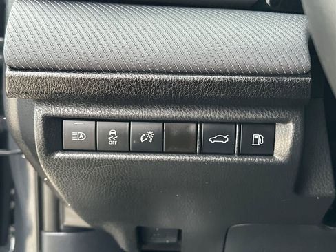 Certified 2025 Toyota Camry SE image 20